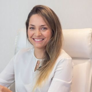 Dra. Marcelle Cotrim