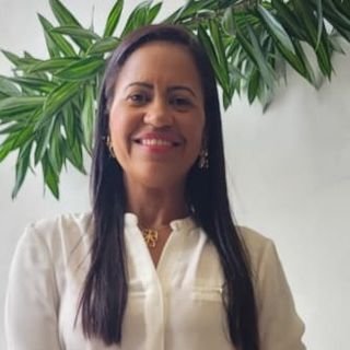 Dra. Leticia Pires da Silva