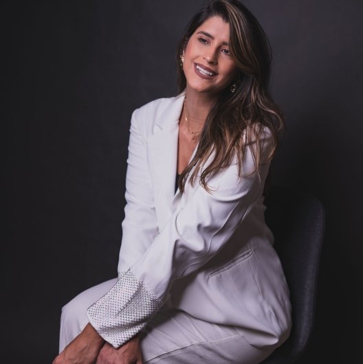 Dra. Eduarda Melo