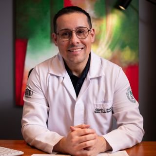 Dr. Eduardo Coelho Machado