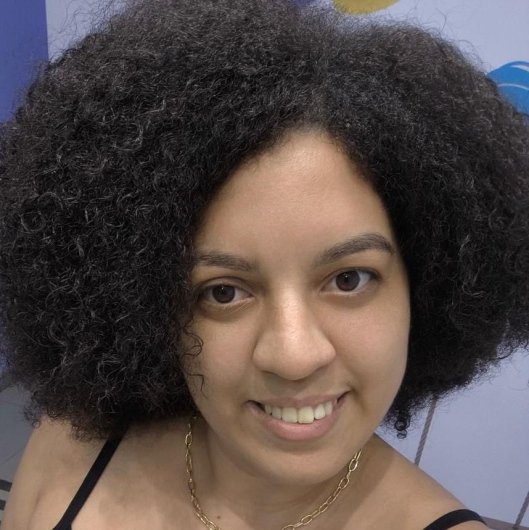 Vivianny Costa