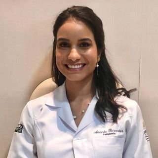 Dra. Amanda de Sousa Bernardes