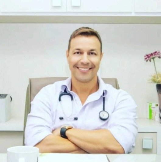 Dr. Marcus Vinicius Santos