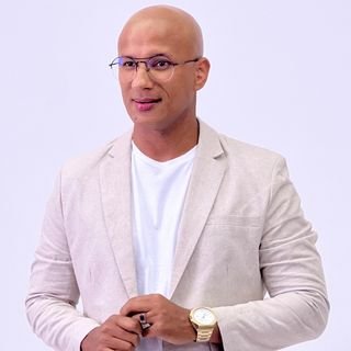 Dr. Leonardo Barbosa