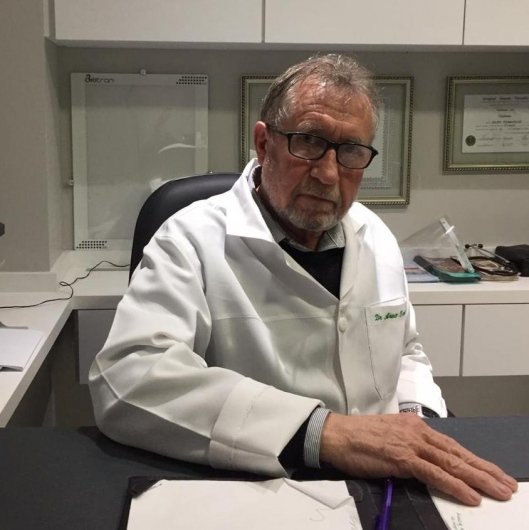 Dr. Arno Tessmann