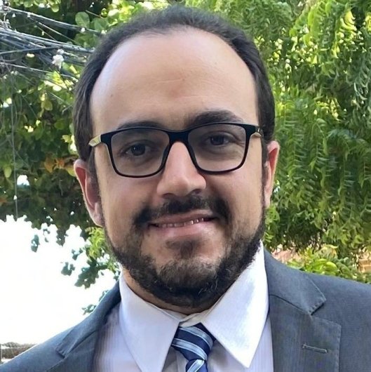 Dr. Italo Sampaio
