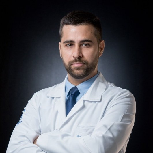 Dr. Rodrigo Mezzomo