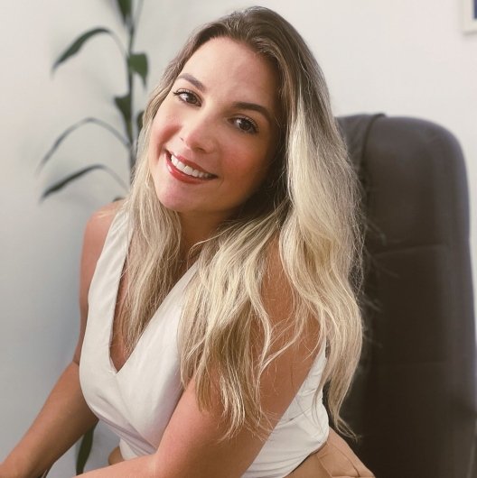 Letícia Clementoni Girondi dos Santos