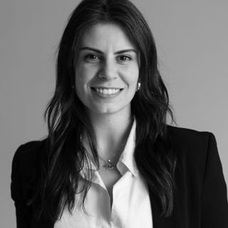 Dra. Bruna Bonotto