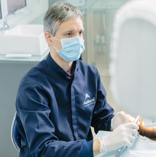 Dr. Marco Aurélio Rela