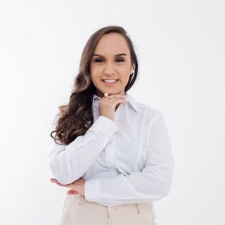 Dra. Gabriela Alves Fonseca