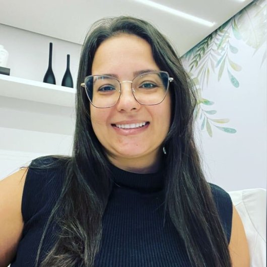 Dra. Thyessa Neiva