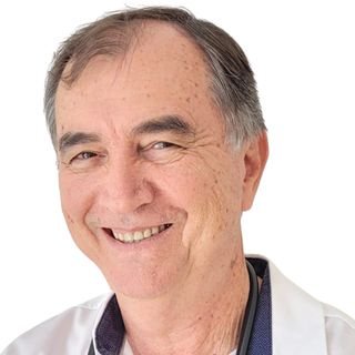 Dr. Damine Ferreira Cabral
