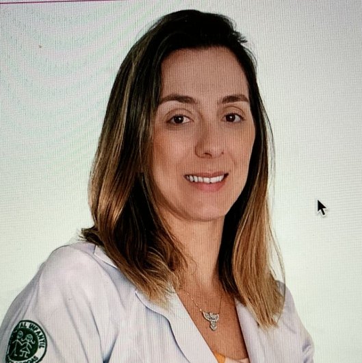 Dra. Ana Carolina Correa Guedes Buratti