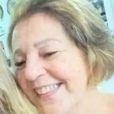 Dra. Mônica Arraes Moreira