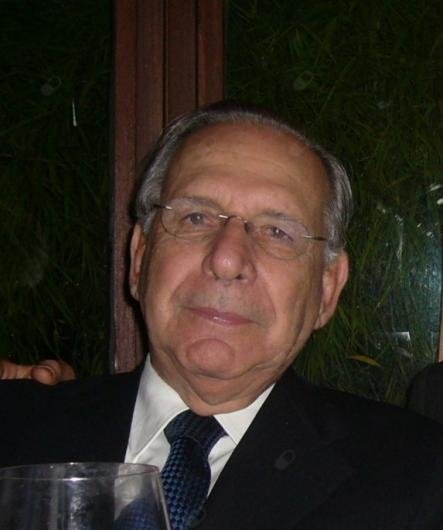 Dr. Claudio Coutinho Villela Pedras