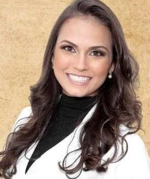 Dra. Alana Fajoli