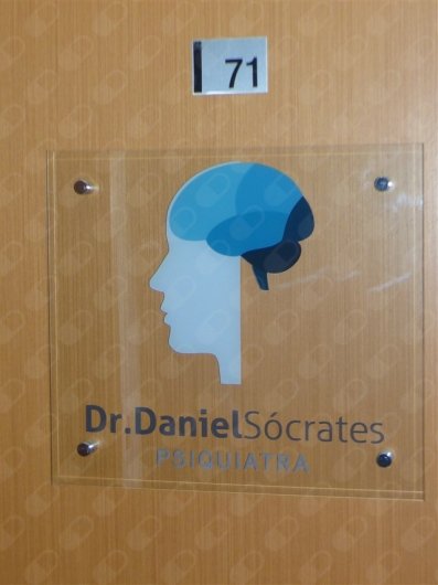 Dr. Daniel Sócrates