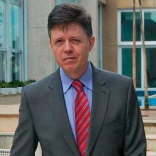 Dr. Jorge Luis Vitale Perdomo