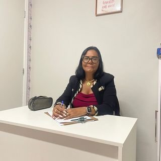 Dra. Mercia Luz