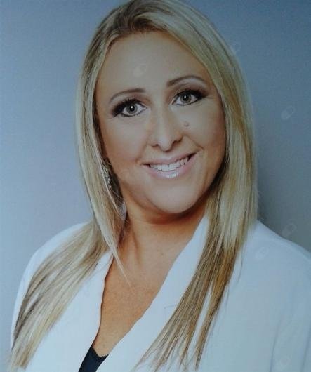 Prof. Quetlin Prá Menegat