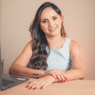 Dra. Priscila Martins Dias