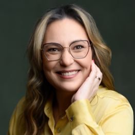 Dra. Fernanda Bof Trombeta