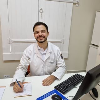 Dr. Mateus Marques e Silva