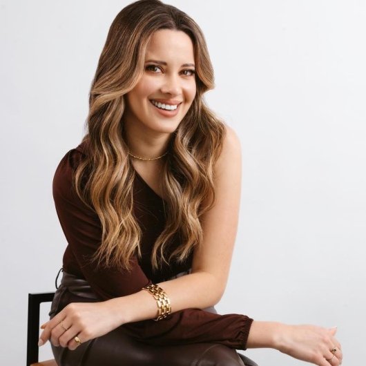 Dra. Franciele Mattos