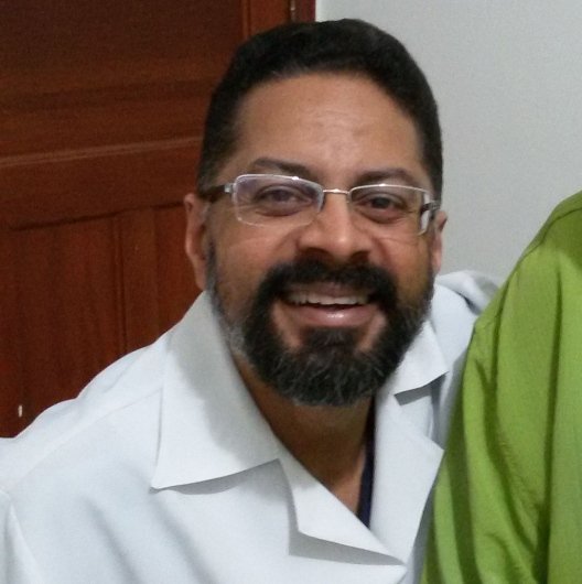 Dr. Robson Souza da Silva