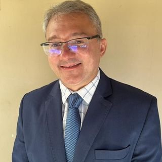 Dr. Elias de Carvalho Magalhaes Neto