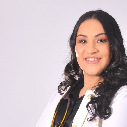 Dra. Fabiana Bernardes