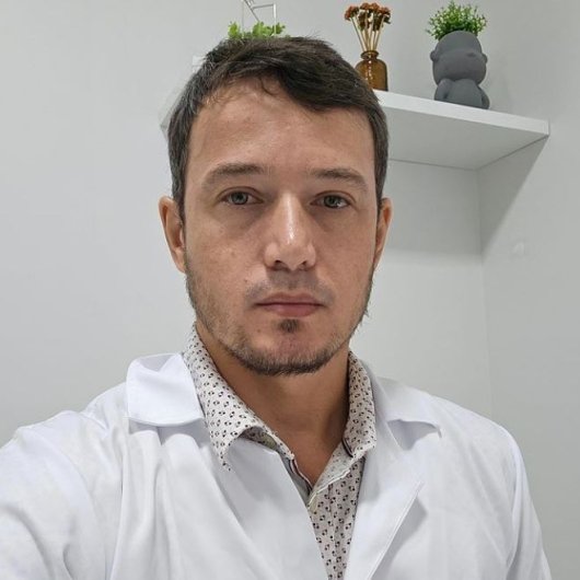 Dr. Frederico Dias Peres