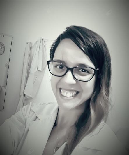 Viviane De Castro