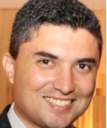 Dr. Everton Dos Santos