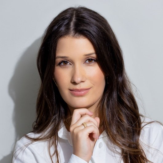 Dra. Bruna De Conti Gramz