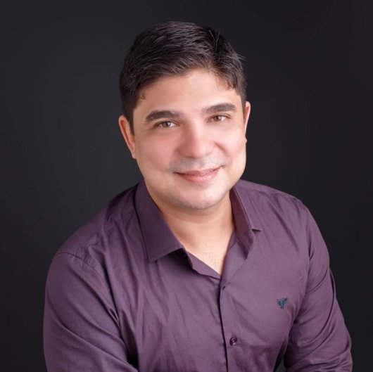 Dr. James Rabelo