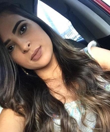 Lara Souza Bastos