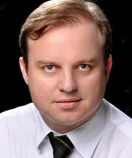 Dr. Rodrigo Manfroi
