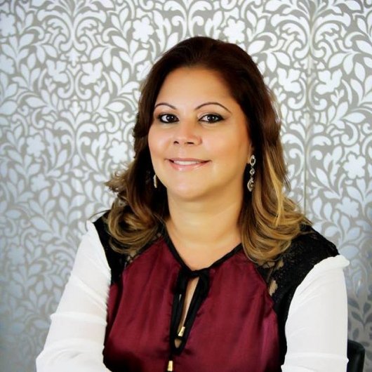 Dra. Elizabeth de Paula Maciel