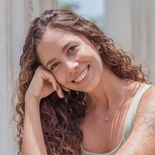 Lyandra Leite