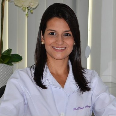 Dra. Flavia Machado Catão