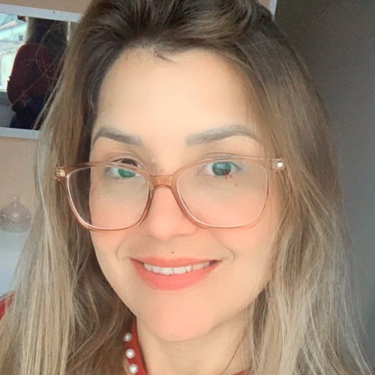 Dra. Carolina Araújo