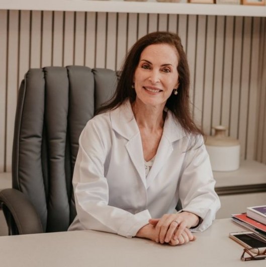 Dra. Maria Isabel Carneiro Travi