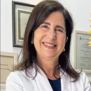 Dra. Maria Cláudia de Araújo Monteiro