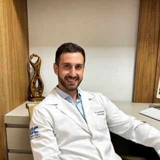 Dr. Leonardo Isa Botura