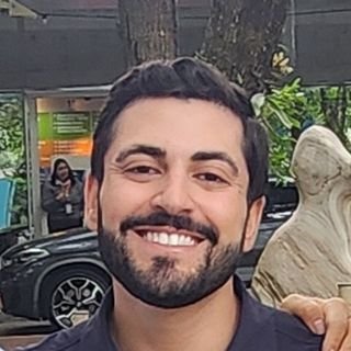 Dr. Alexandre dos Santos Wakim