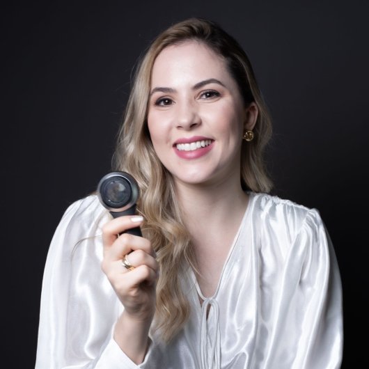 Dra. Amanda Figueiredo