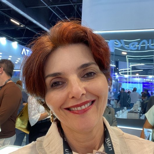 Dra. Kenya Braga de Oliveira Amancio