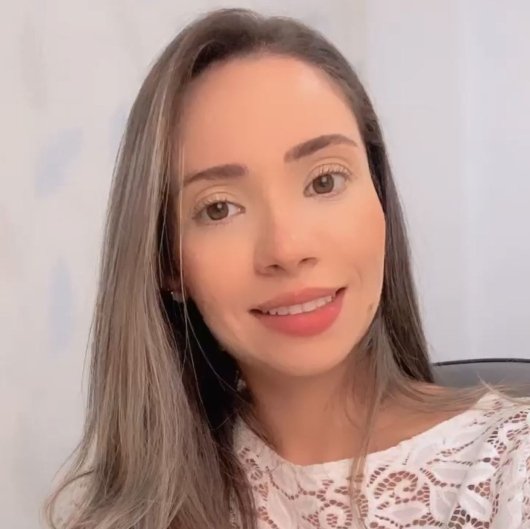 Dra. Suellem Lorena Neto Gontijo